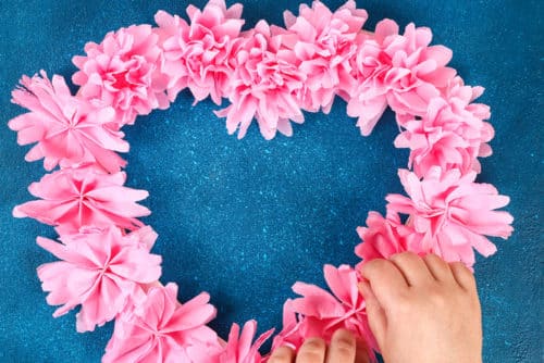 Valentine’s Day Tissue Wreath - Kid Activities 
